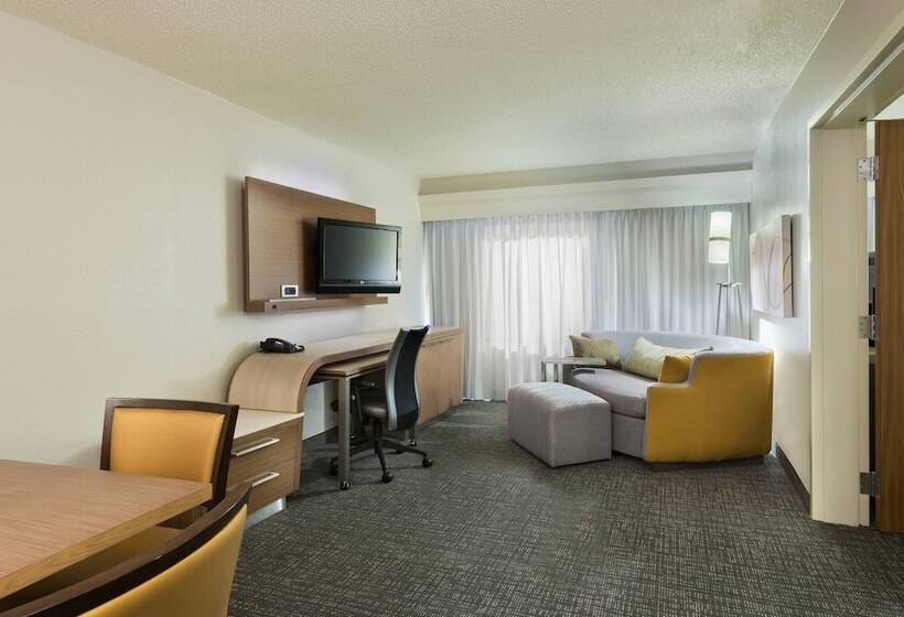 هتل Courtyard By Marriott Wilmington/wrightsville Beach