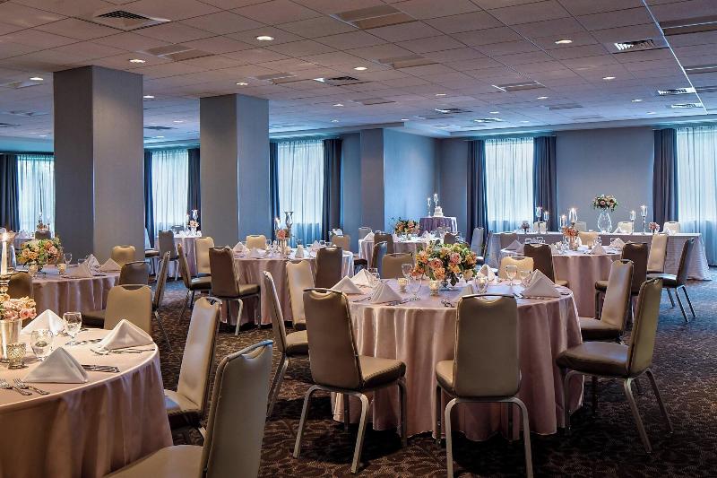 هتل Courtyard Grand Rapids Downtown