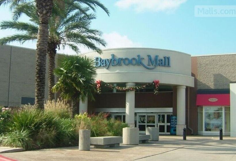 בית מלון כפרי Days Inn & Suites By Wyndham Webster Nasaclearlakehouston