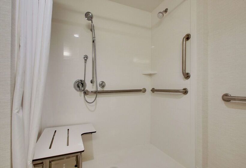 فندق Hampton Inn Pawtucket