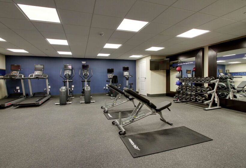فندق Hampton Inn Pawtucket