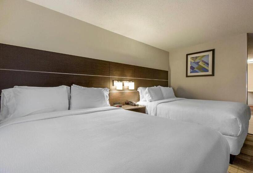 Отель Holiday Inn Express And Suites Chicago West   St Charles, An Ihg
