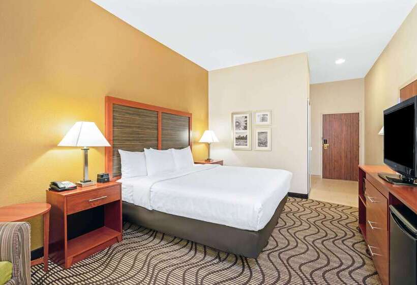 ホテル La Quinta By Wyndham Midwest City   Tinker Afb