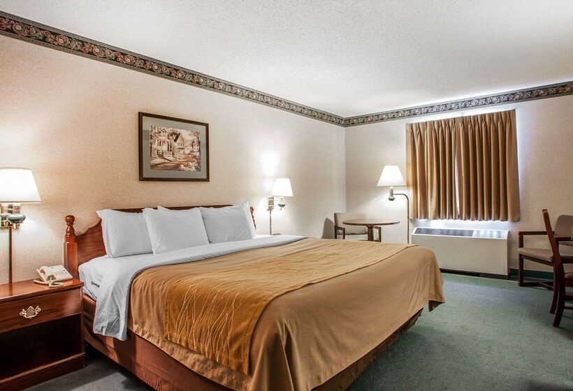 هتل Quality Inn Midway