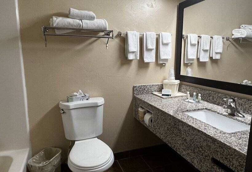 בית מלון כפרי Quality Inn Zion Park Area