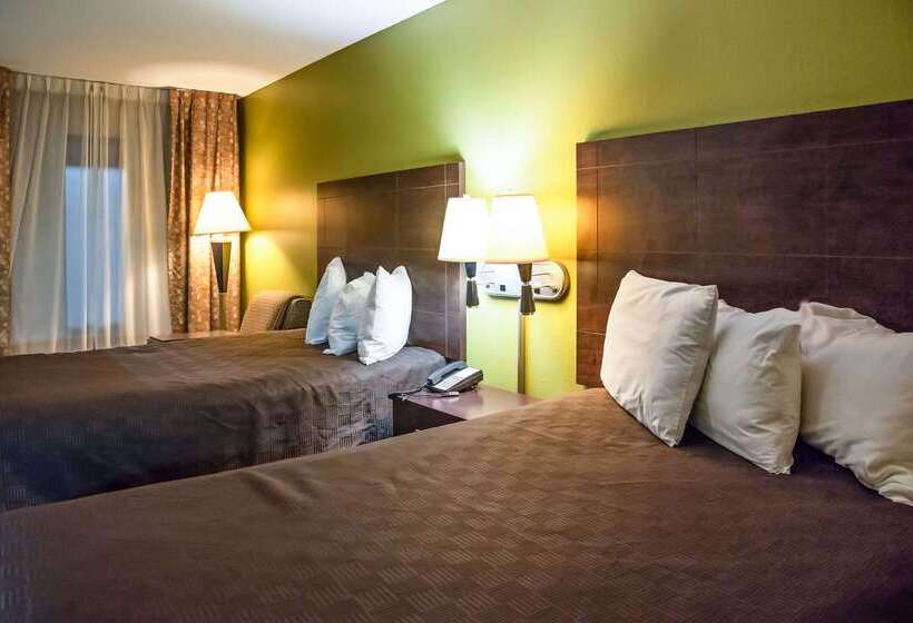 בית מלון כפרי Rodeway Inn & Suites