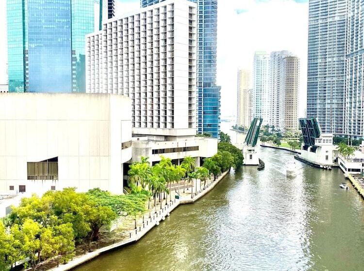 فندق Indigo Miami Brickell By Ihg