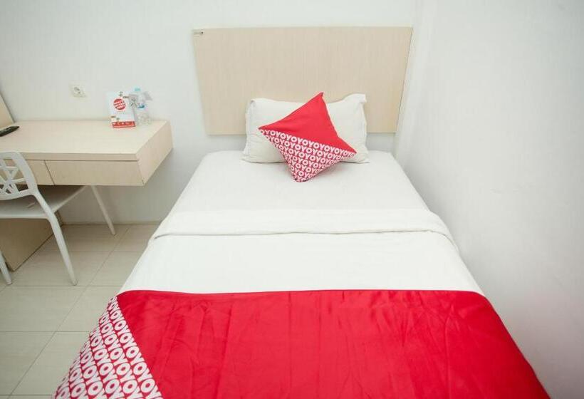هتل Oyo 850 Lapan Lapan