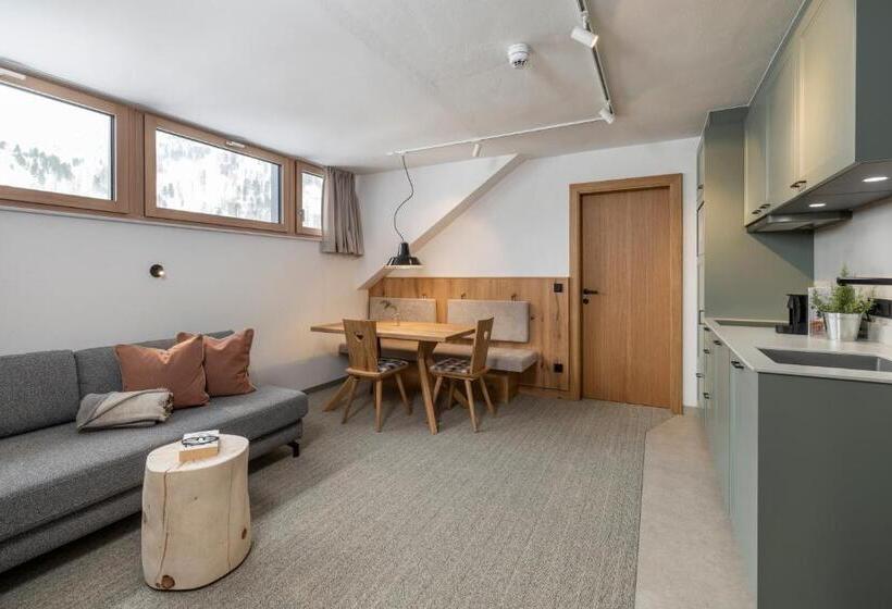 Apparthotel Zirbenhof