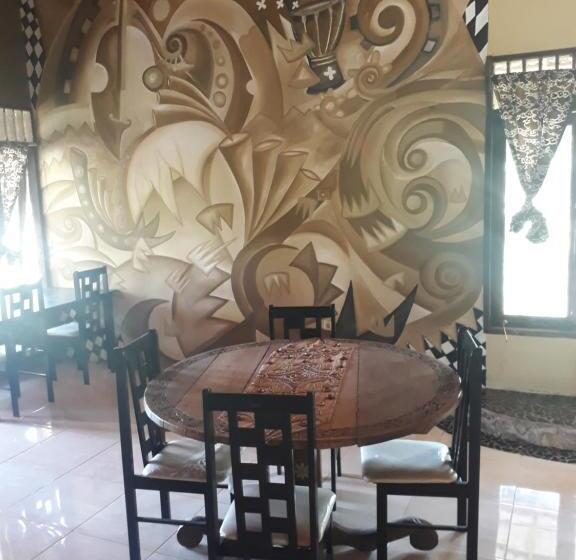 پانسیون Sumatra Cheeky Monkeys