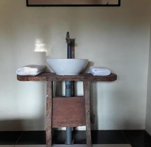 پانسیون Sumatra Cheeky Monkeys