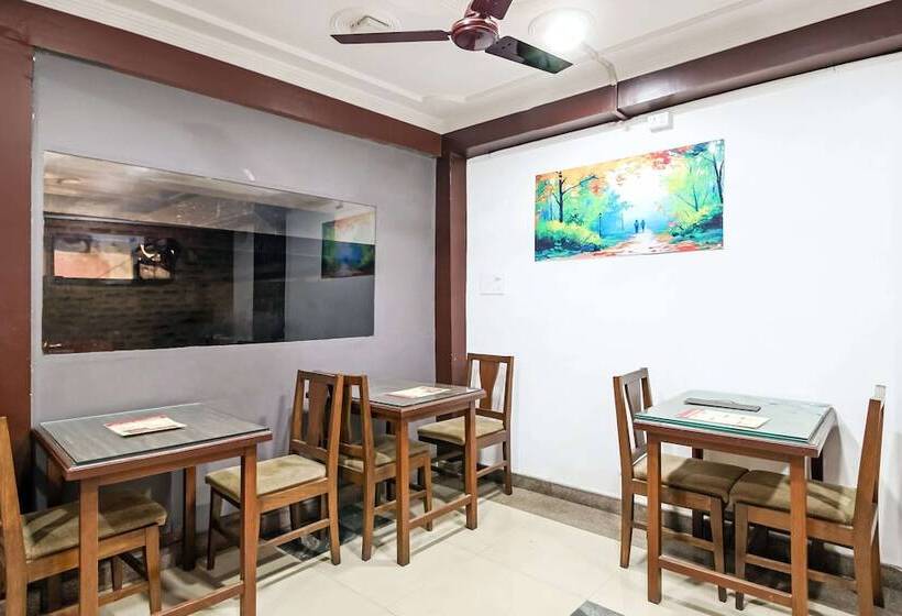 City Star Hotel & Restaurant