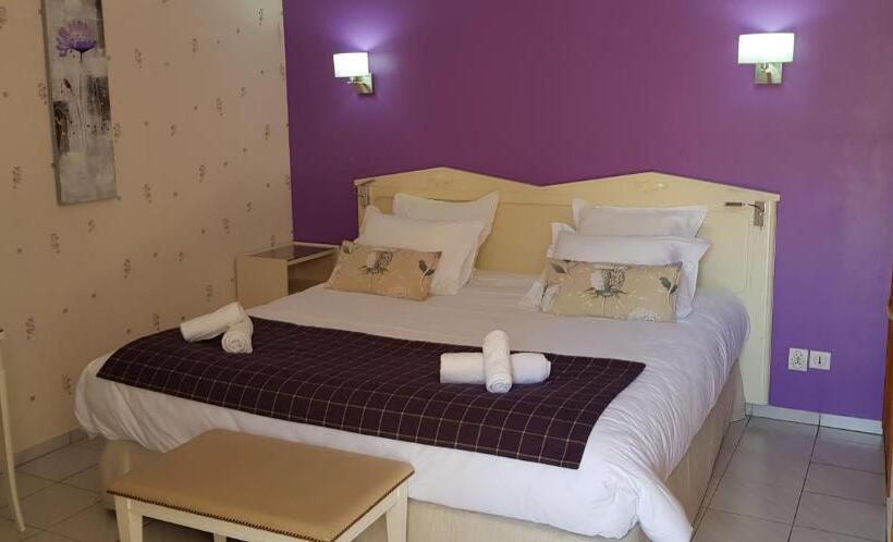 호텔 Logis   Hôtel & Restaurant L Envie Des Mets