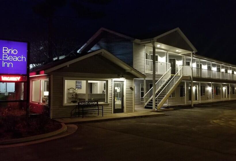 호스텔 Brio Beach Inn