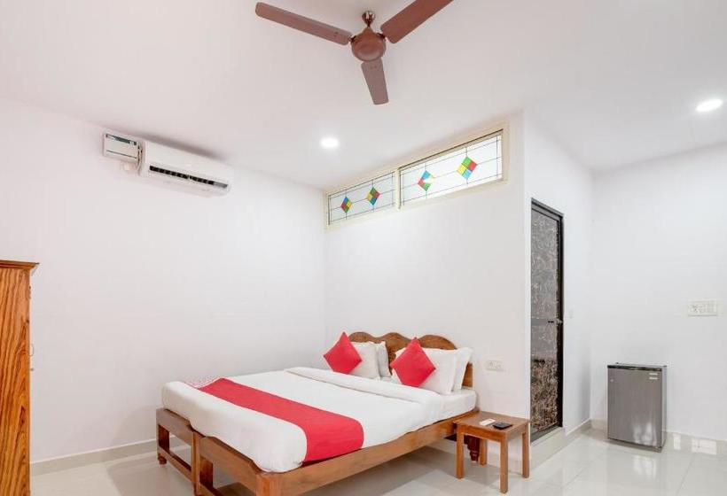 پانسیون Oyo 7325 Celjoan Guest House Standard