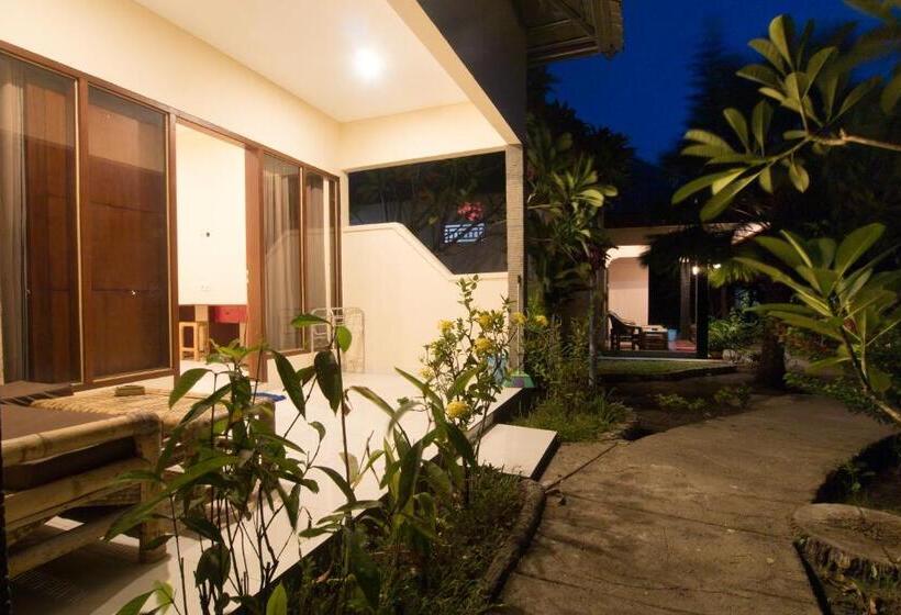 پانسیون Villa Bluemoon