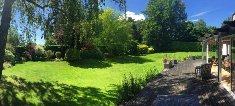 ベッドアンドブレックファースト Chambre D Hotes Le Phenix