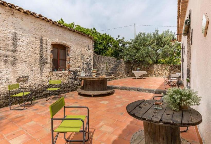 فندق Fondo Cipollate