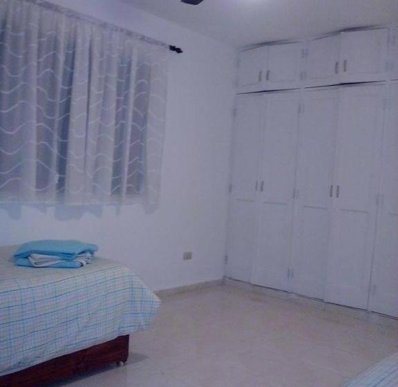 فندق صغير Posada Dilia Del Alba