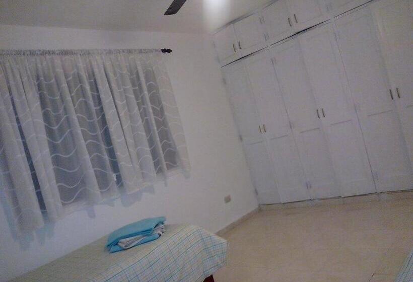 فندق صغير Posada Dilia Del Alba