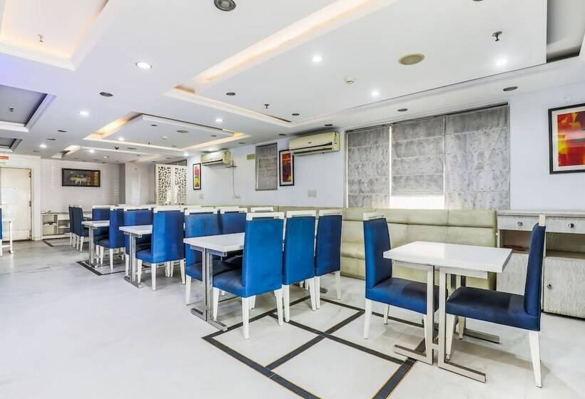Fabhotel Ocean