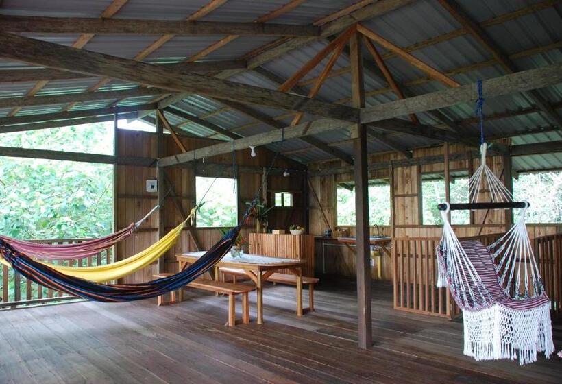 هتل Paraiso Escondido