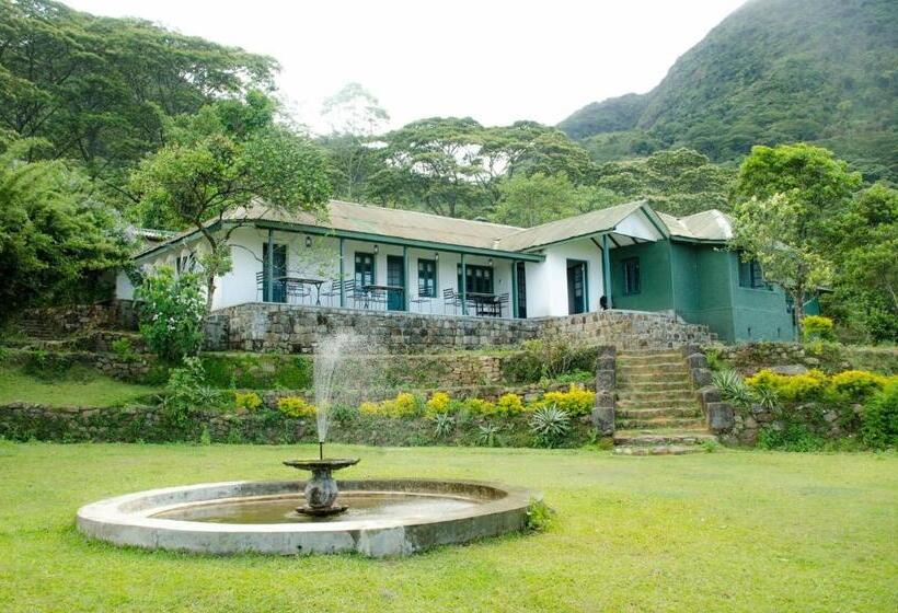 ホテル Sir Johns Bungalow