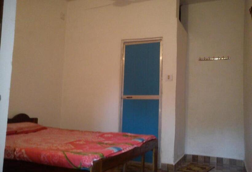 پانسیون Adilson Guest House