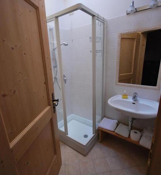 فندق Agriturismo Maso Corradini