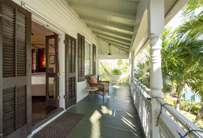 فندق The Mermaid & The Alligator