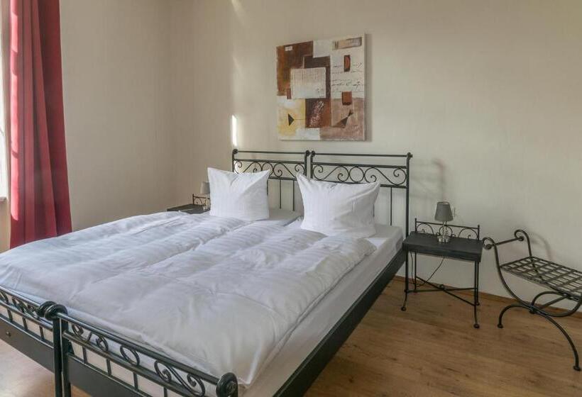 پانسیون Albergo Toscana