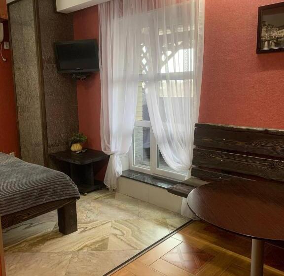 פנסיון Na Bukovinskoy Guest House