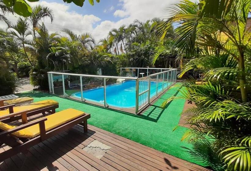 پانسیون Pousada Palhocinha Garopaba