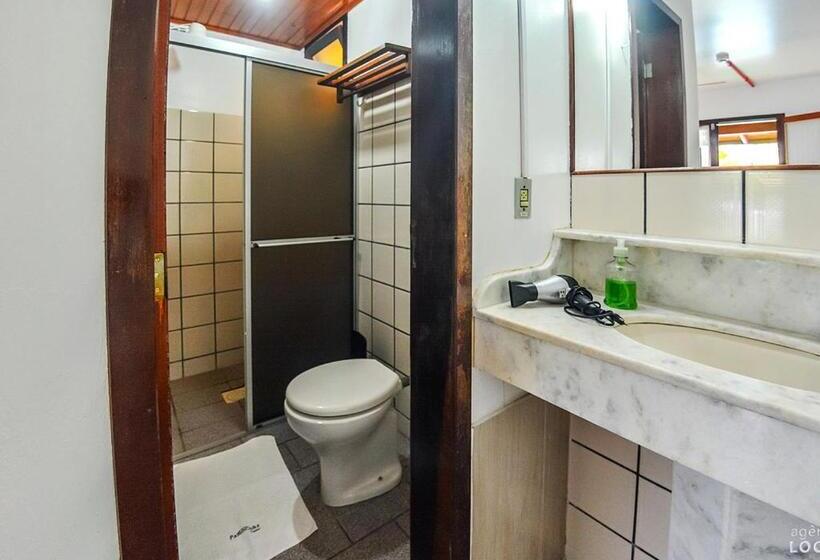 پانسیون Pousada Palhocinha Garopaba