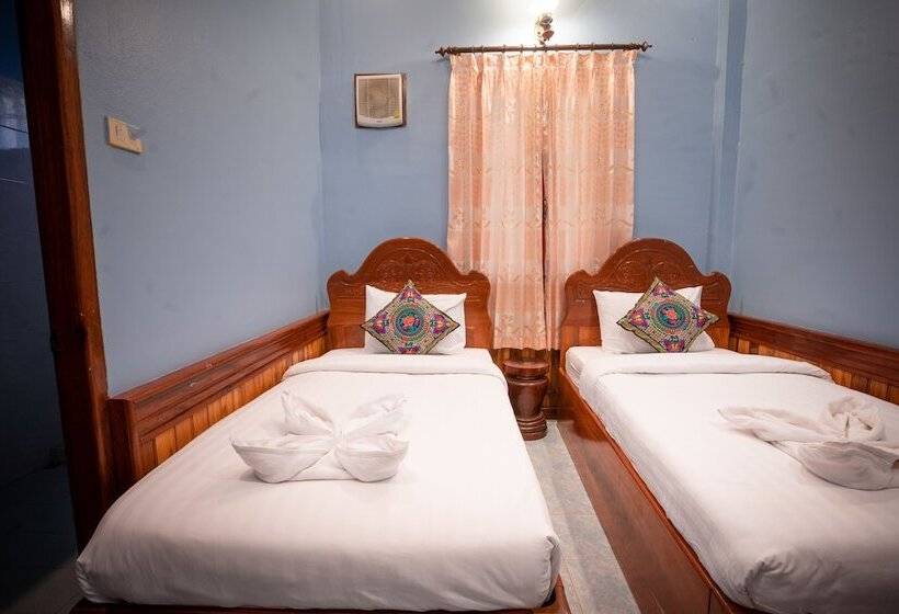 펜션 Salakphet Guesthouse