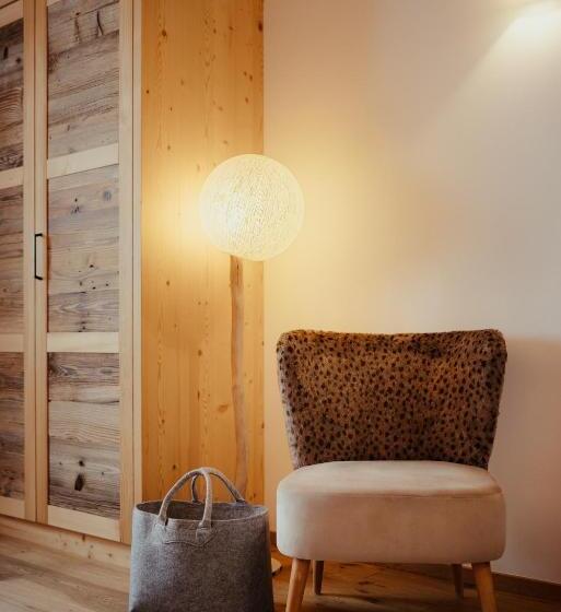Villa Flora Mountain Lodges