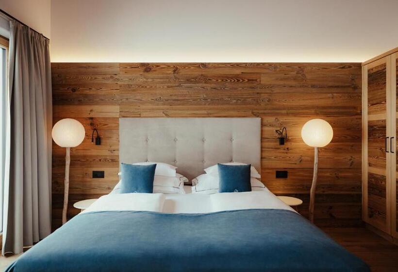 Villa Flora Mountain Lodges