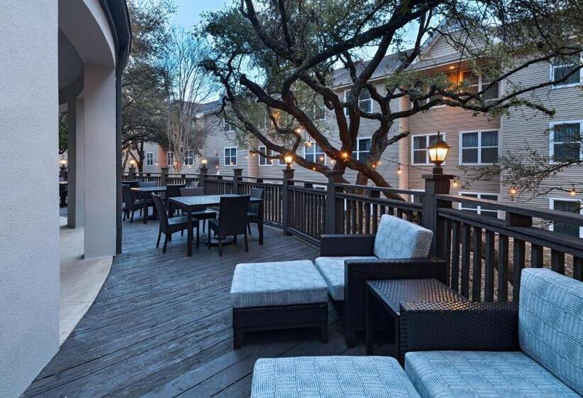 هتل Courtyard By Marriott Austin The Domain Area