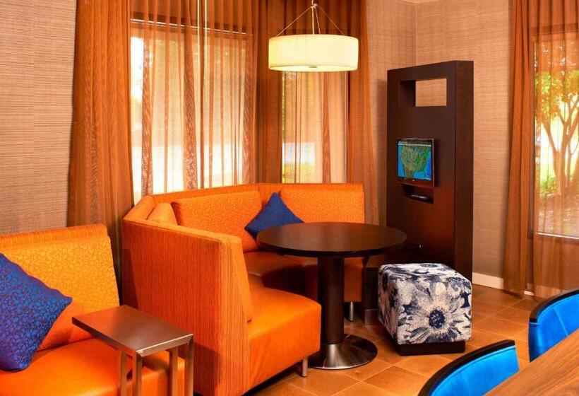 호텔 Courtyard By Marriott Cleveland Westlake