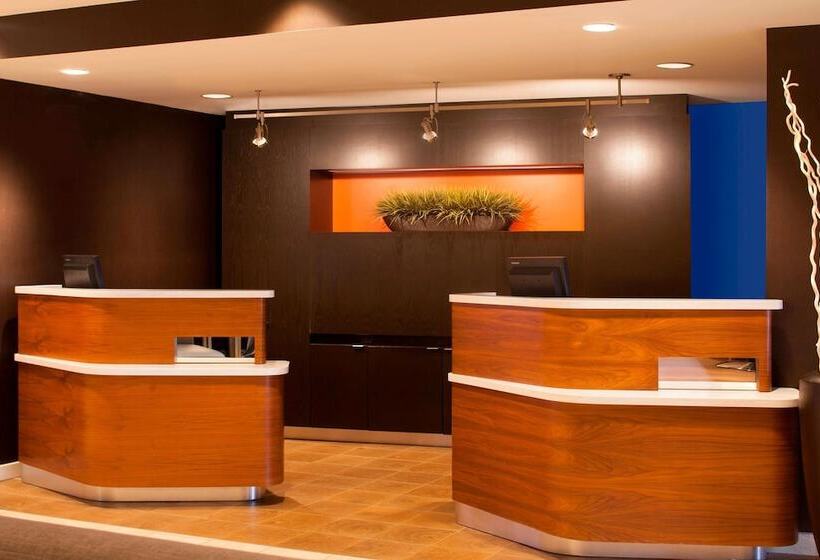 فندق Country Inn & Suites By Radisson, Columbus Edinburgh