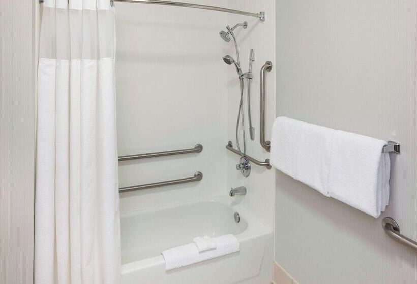 هتل Courtyard Tuscaloosa