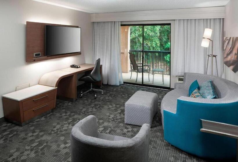 هتل Courtyard Tuscaloosa
