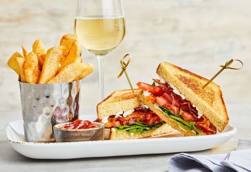 هتل Courtyard By Marriott Dallas Dfw Airport North/irving