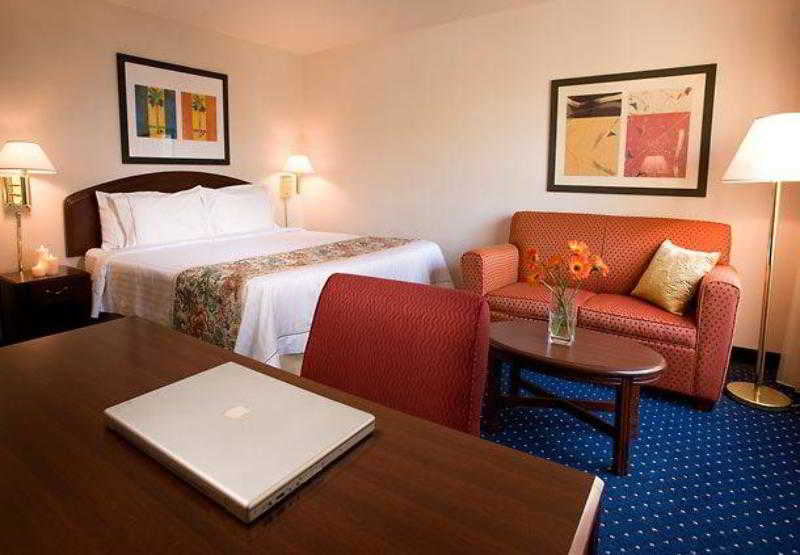 هتل Courtyard By Marriott Dallas Plano In Legacy Park