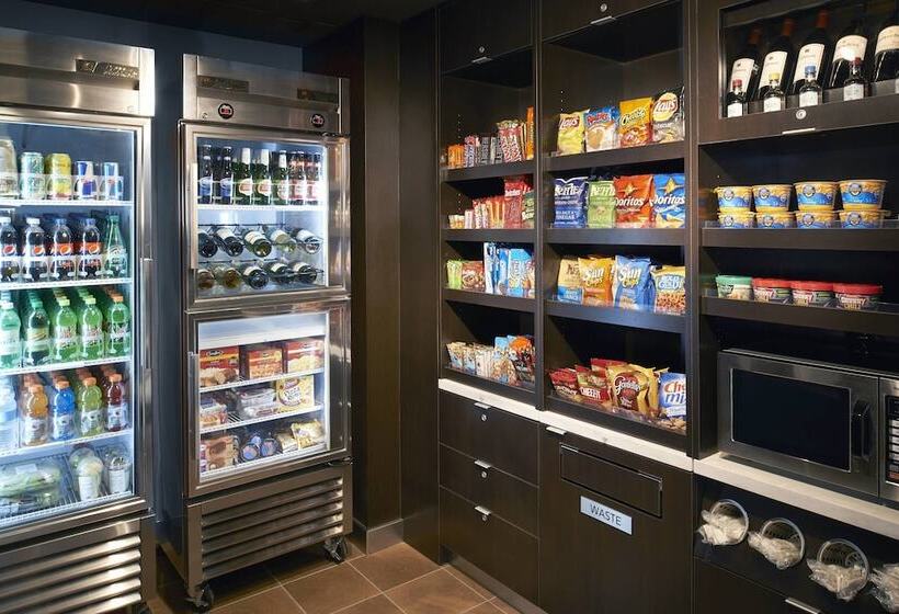 בית מלון כפרי Courtyard By Marriott Detroit Troy