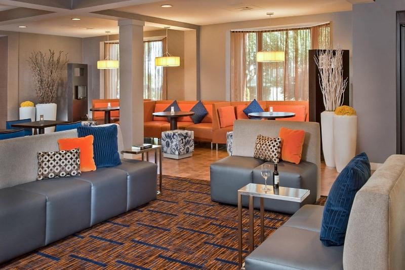 فندق Courtyard By Marriott Frederick