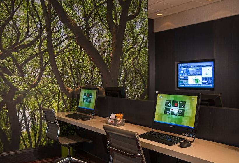 هتل Courtyard New York Manhattan/midtown East