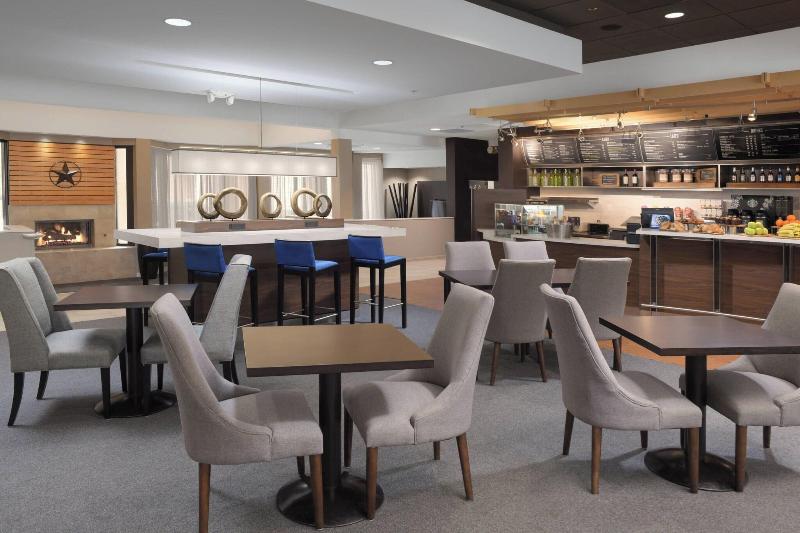 בית מלון כפרי Courtyard By Marriott San Antonio Downtown