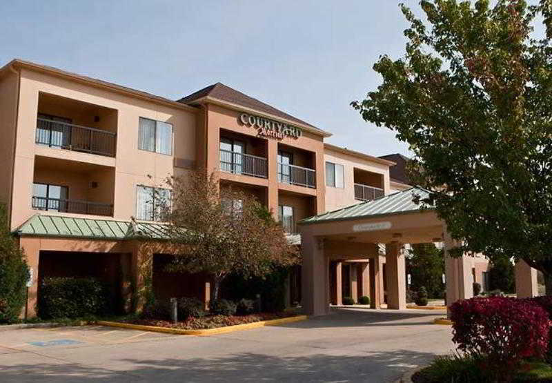 هتل Courtyard By Marriott Springfield