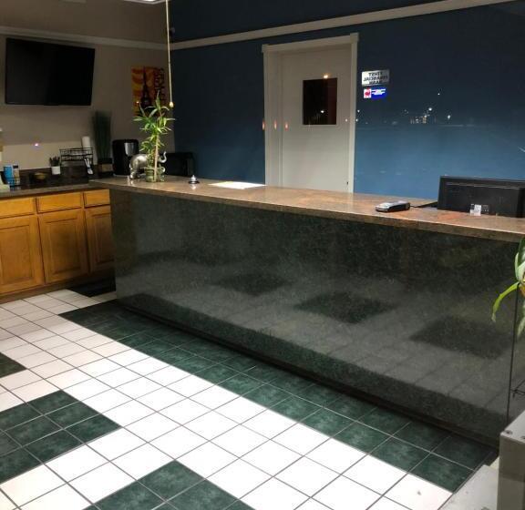 فندق Delux Inn Cleburne